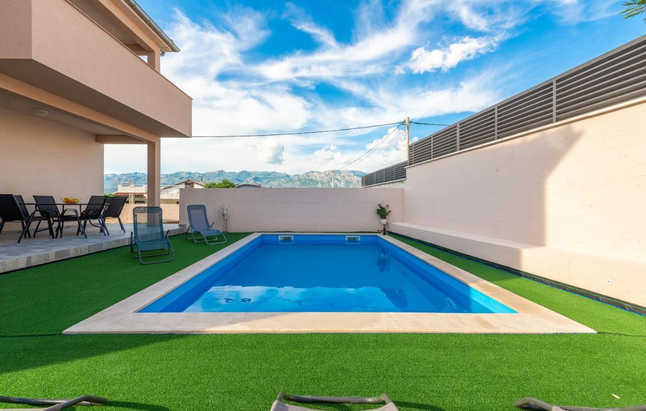 Private House Villa Velebita Ražanac Eksteriør billede