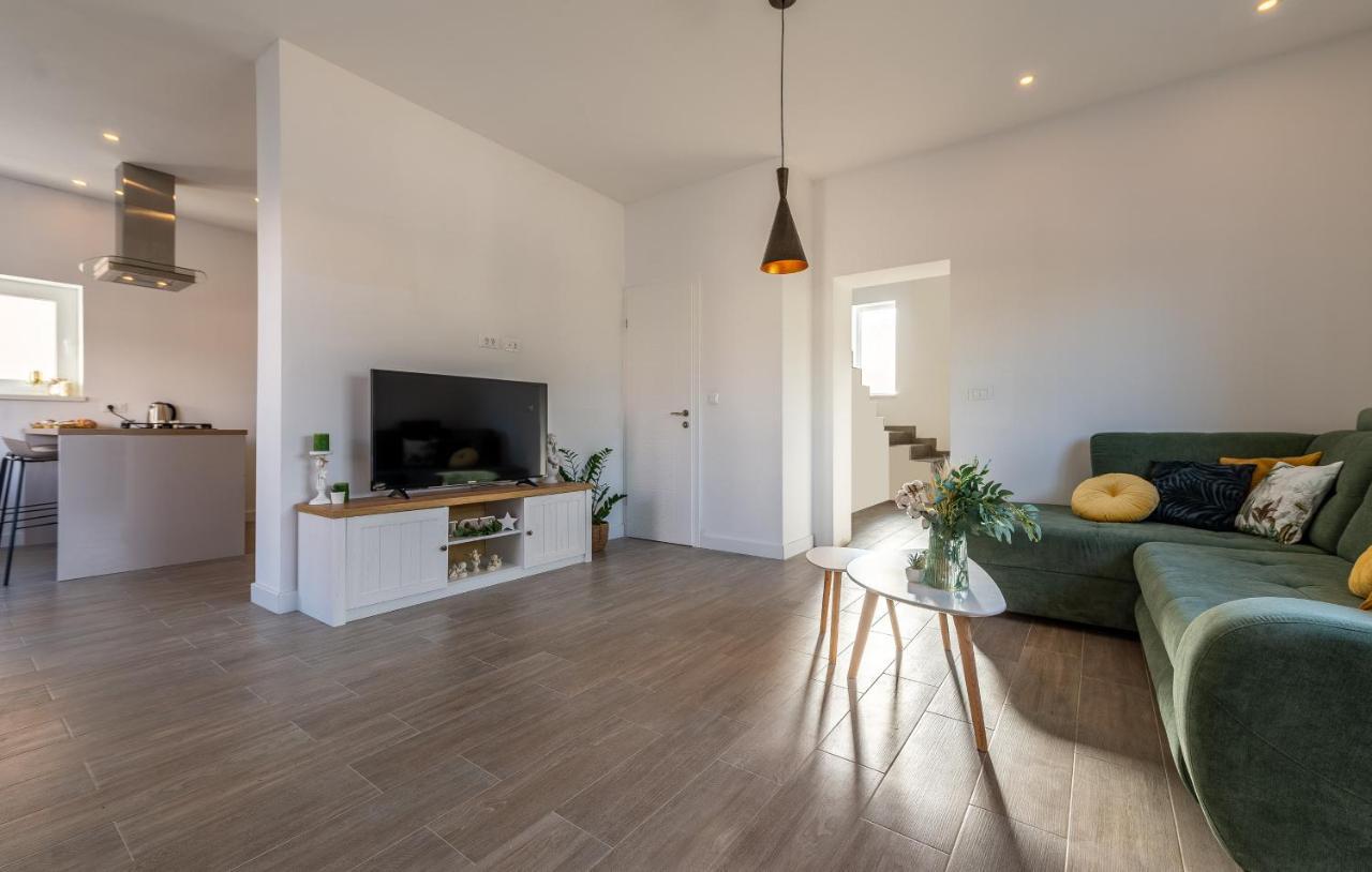 Private House Villa Velebita Ražanac Eksteriør billede